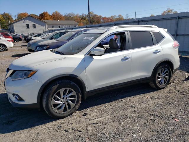  NISSAN ROGUE 2015 White