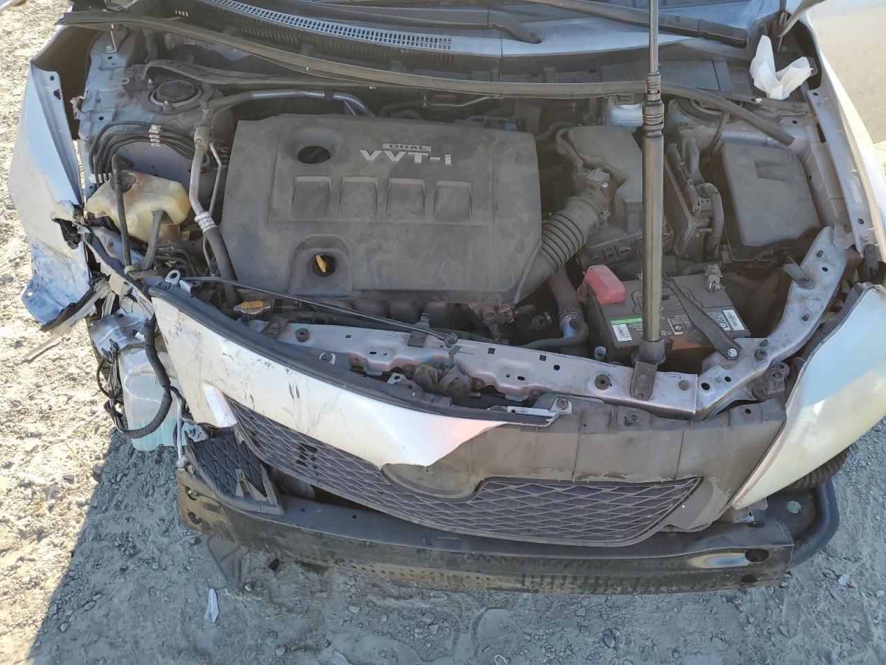2010 Toyota Corolla - Image 13