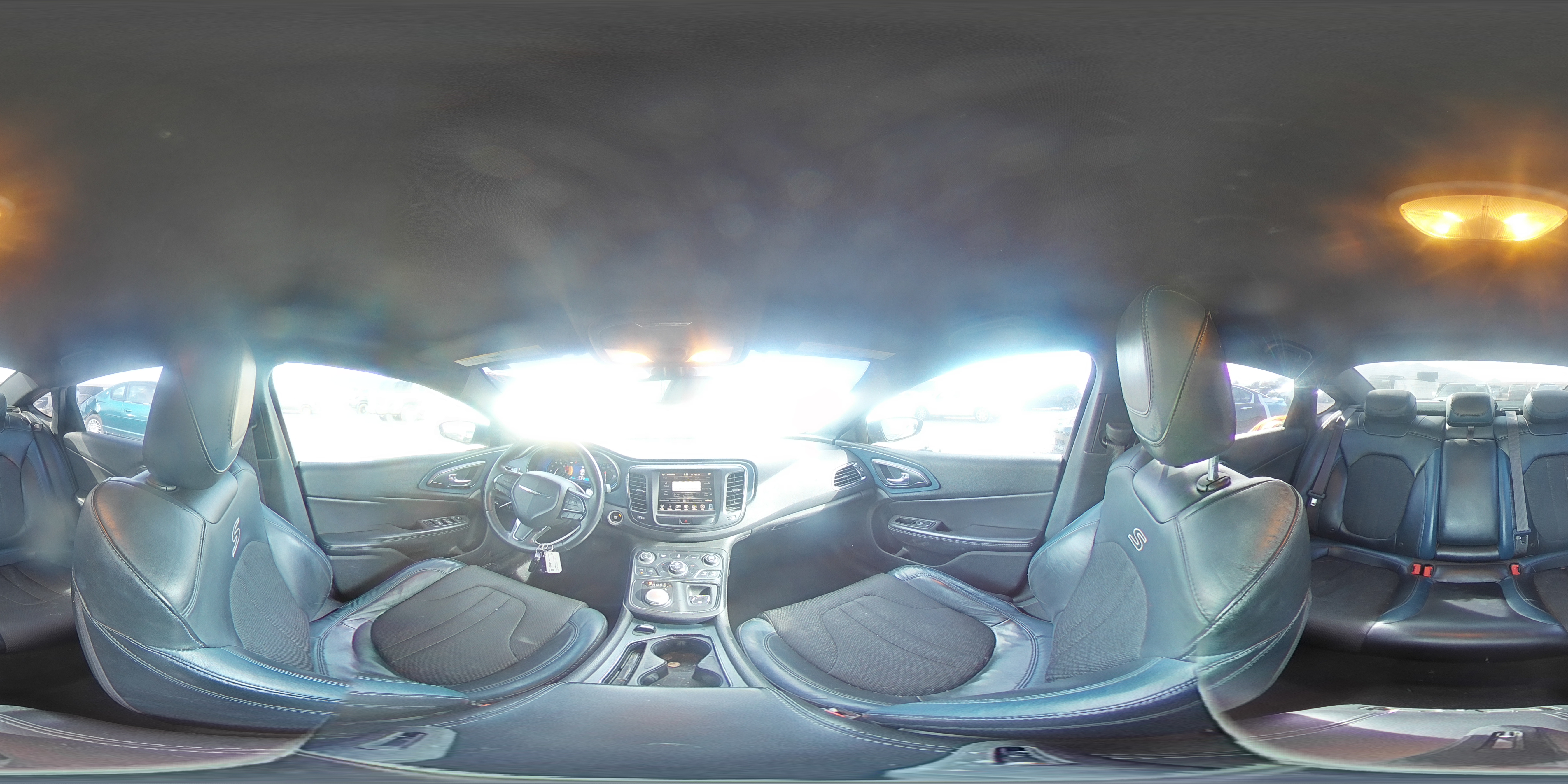 2015 Chrysler 200 - Image 14