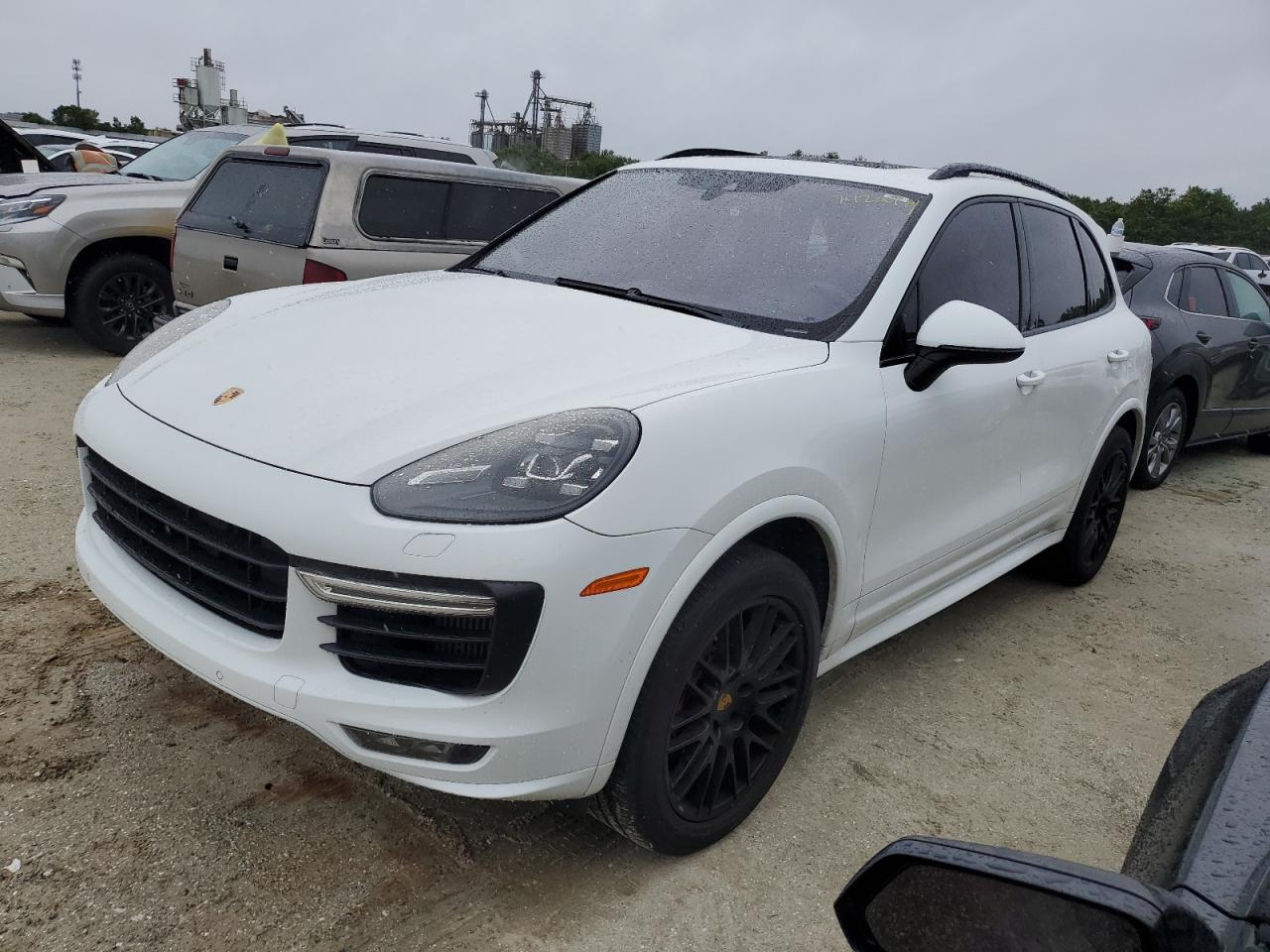 2016 Porsche Cayenne - Image 1