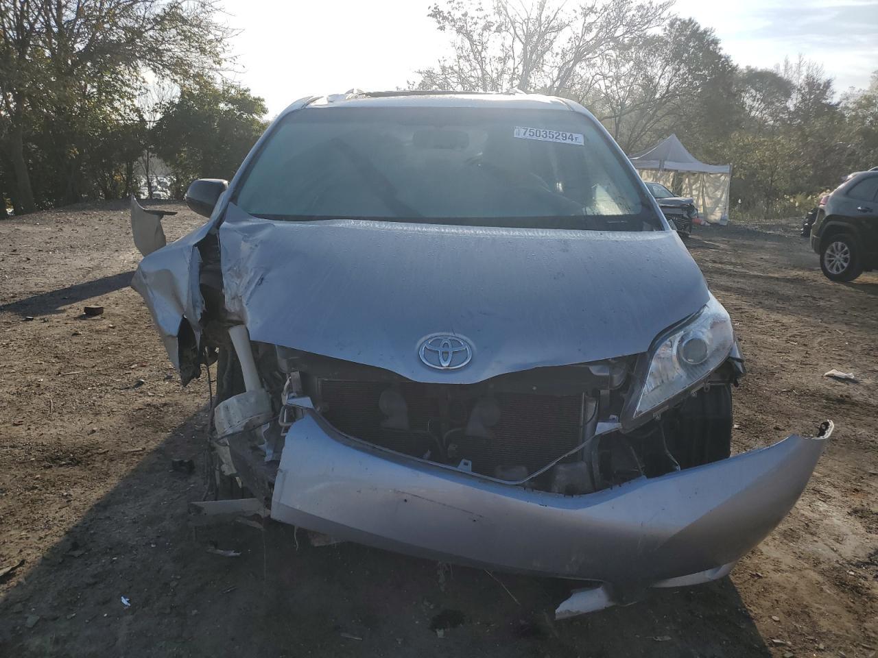 2012 Toyota Sienna - Image 5