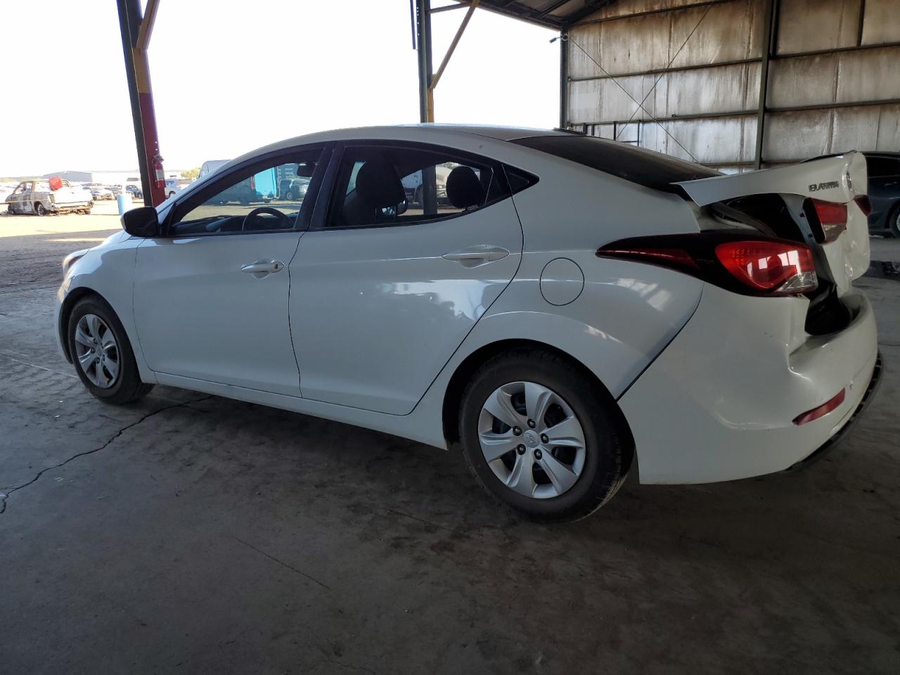 VIN 5NPDH4AE4GH709913 2016 HYUNDAI ELANTRA no.2