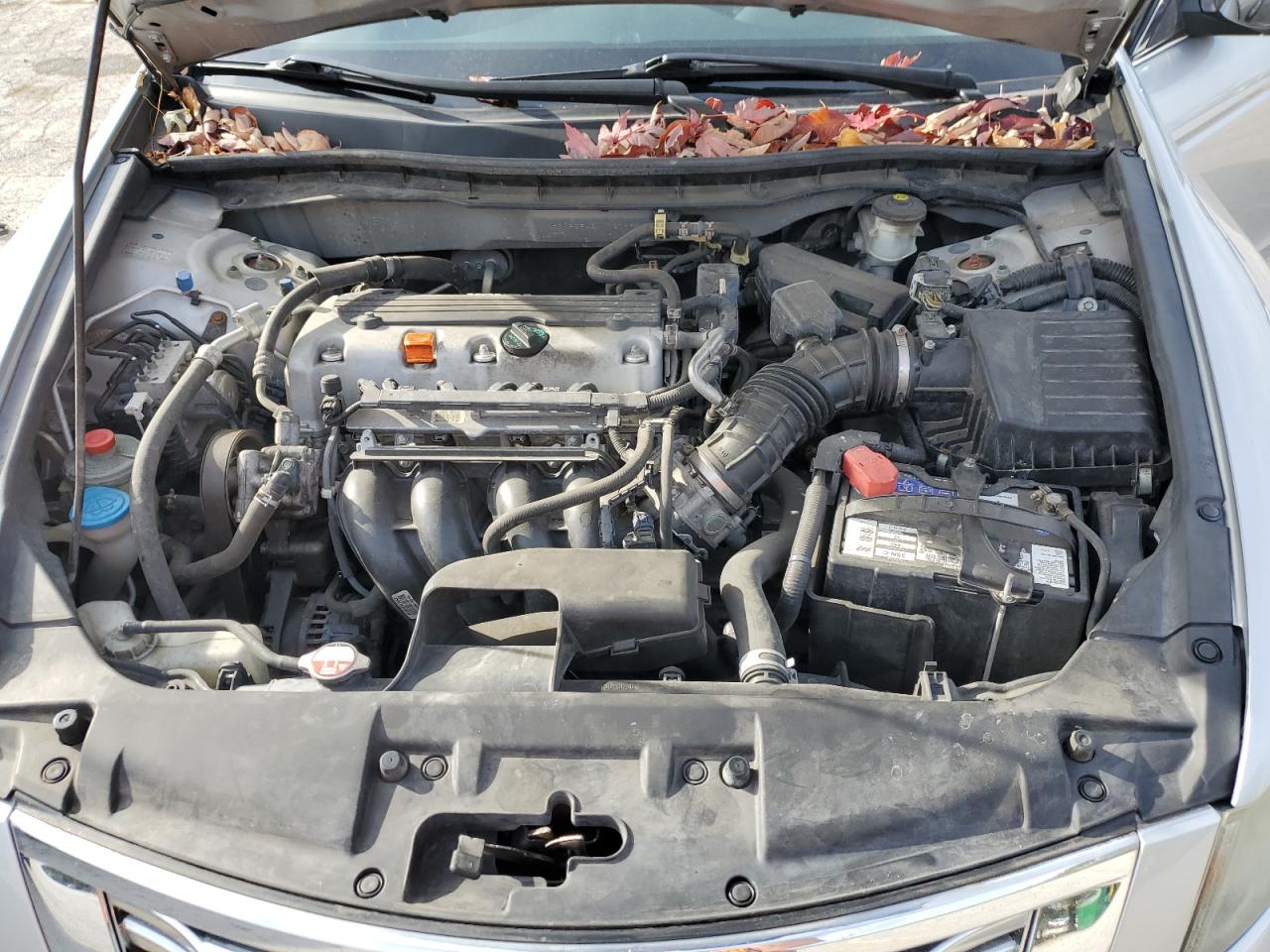 2010 Honda Accord - Image 11