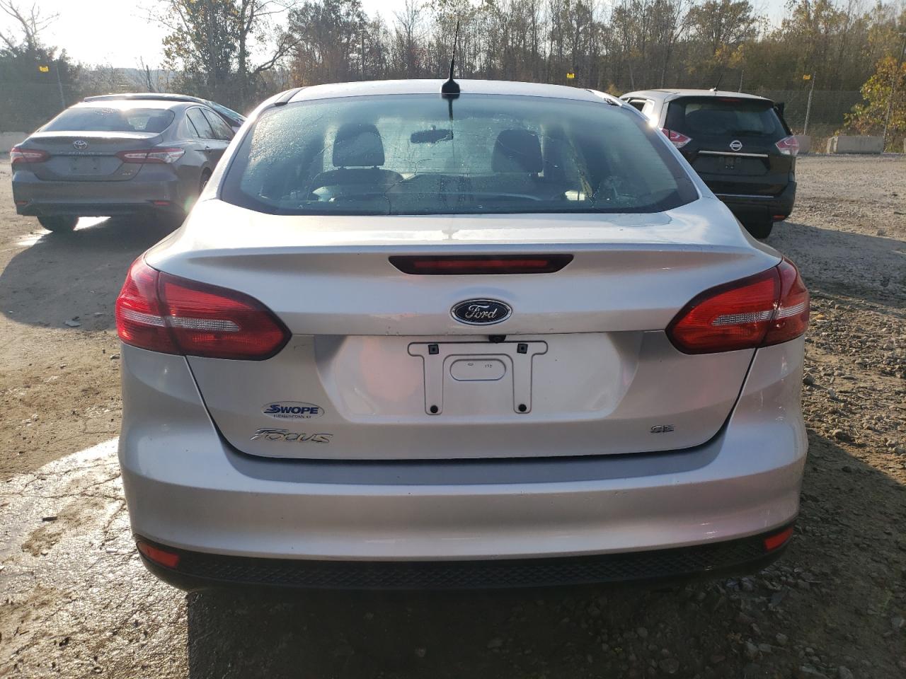 VIN 1FADP3F27JL267942 2018 FORD FOCUS no.6