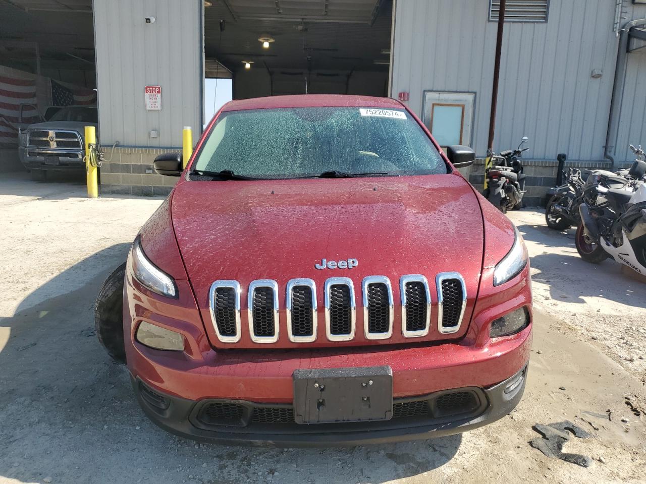 1C4PJMAB8HW627735 2017 Jeep Cherokee Sport