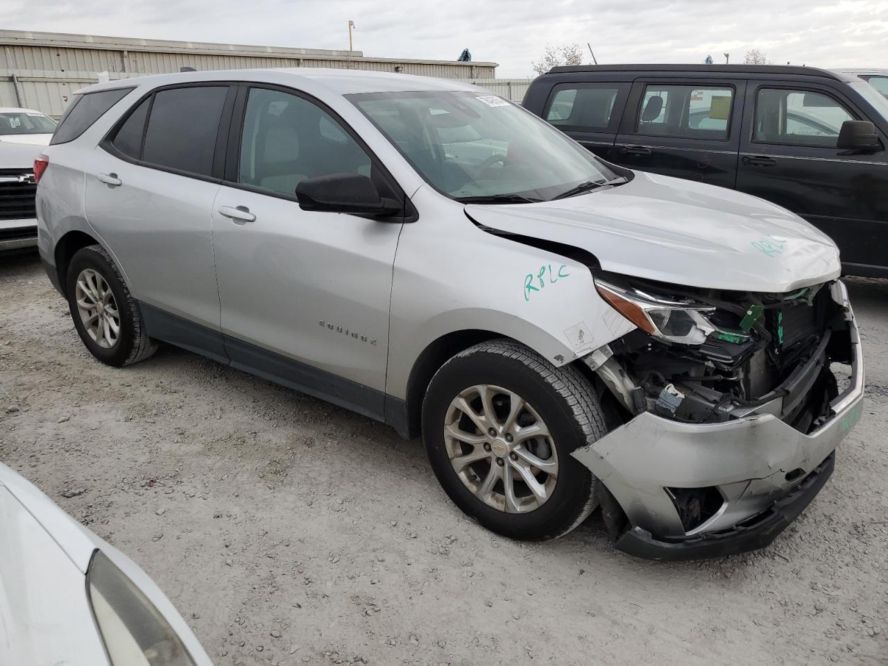 2020 Chevrolet Equinox - Image 4