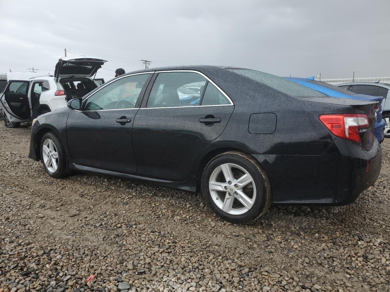 VIN 4T1BF1FKXDU263189 2013 TOYOTA CAMRY no.2