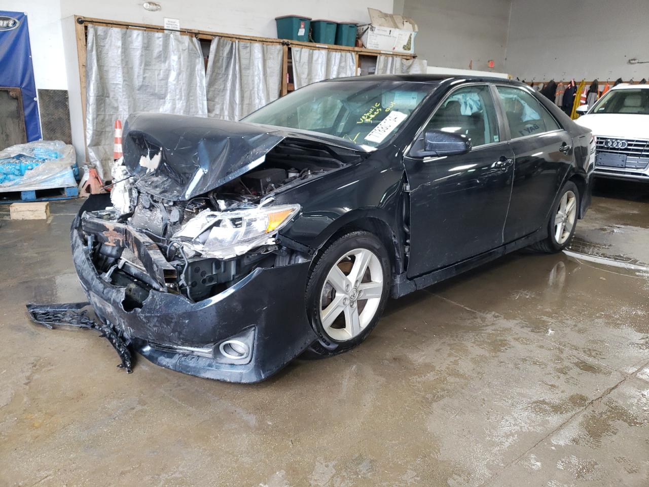 VIN 4T1BF1FK0DU236695 2013 TOYOTA CAMRY no.1