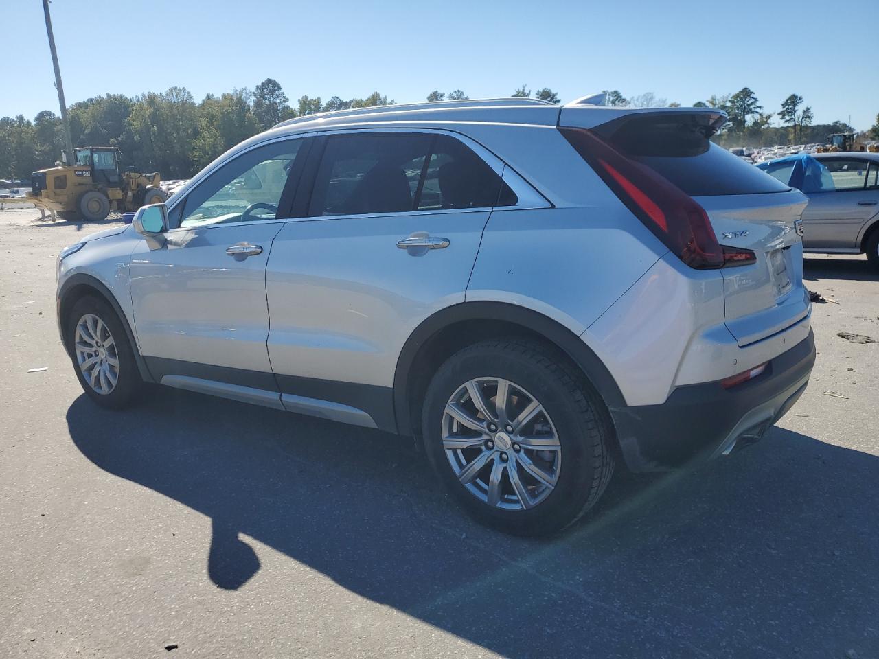 2020 Cadillac XT4 - Image 2