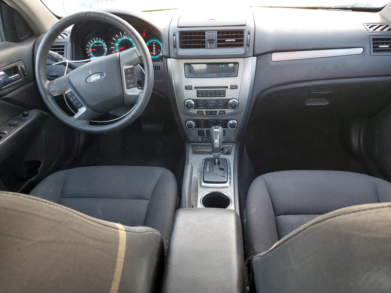 2010 Ford Fusion - Image 8