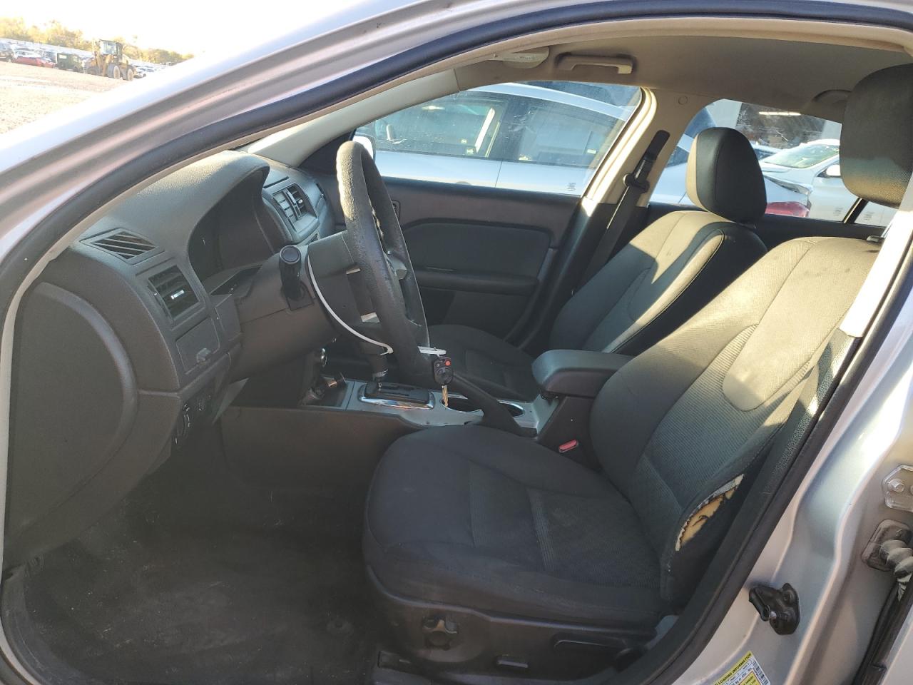 2010 Ford Fusion - Image 7