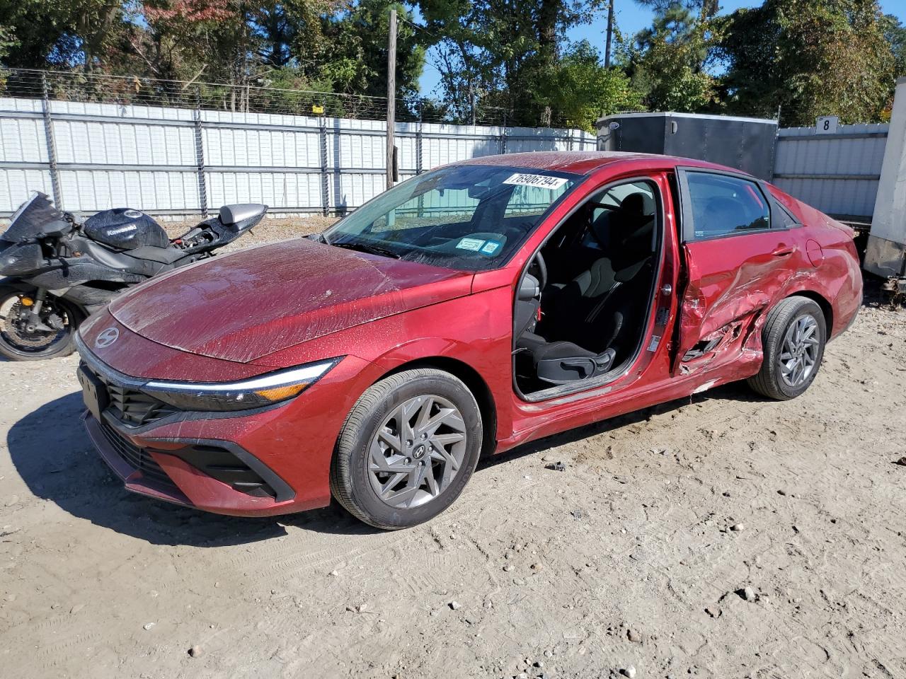 2024 Hyundai Elantra - Image 1