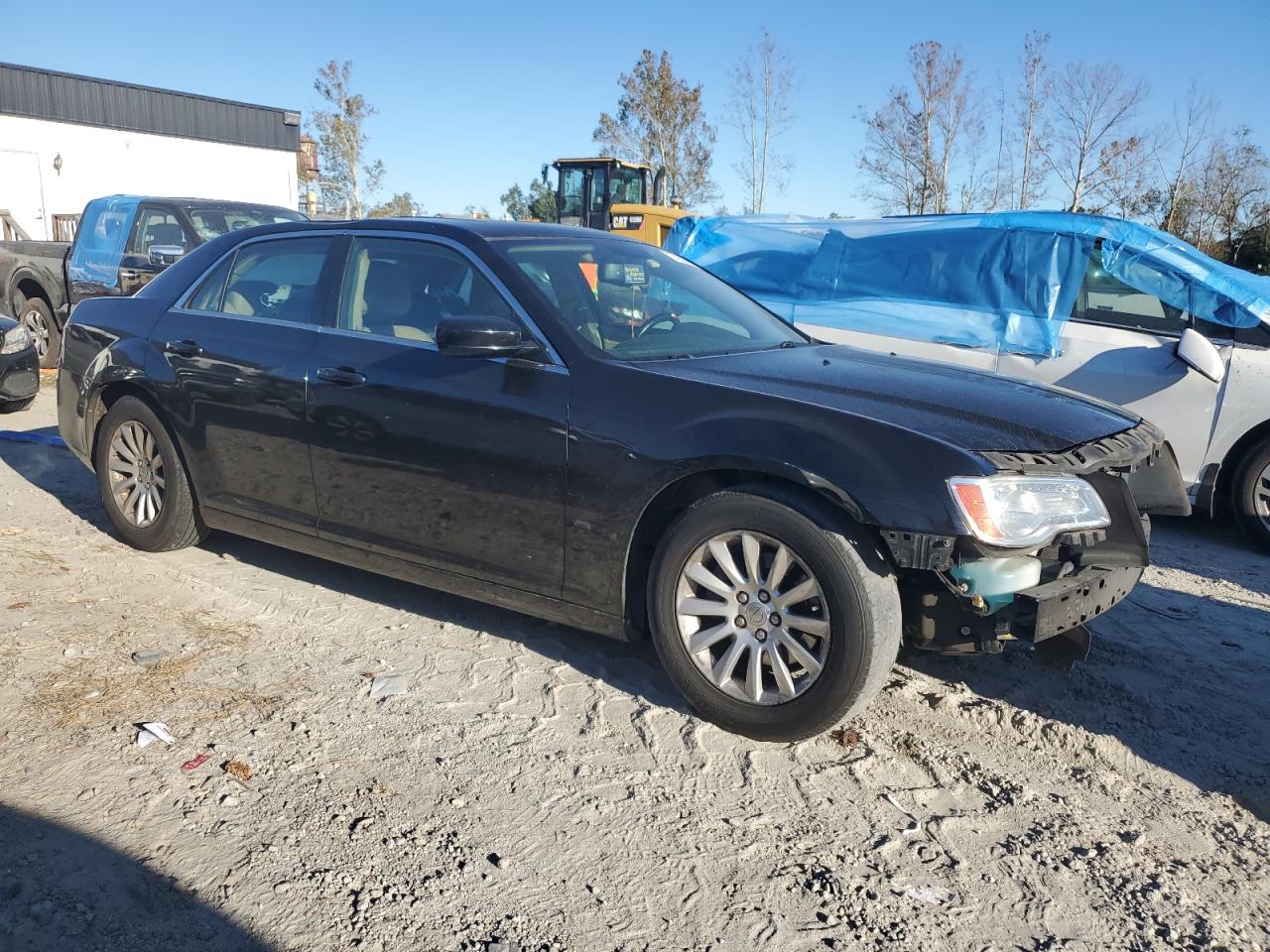 2013 Chrysler 300 - Image 4