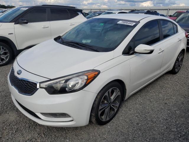  KIA FORTE 2015 Белы