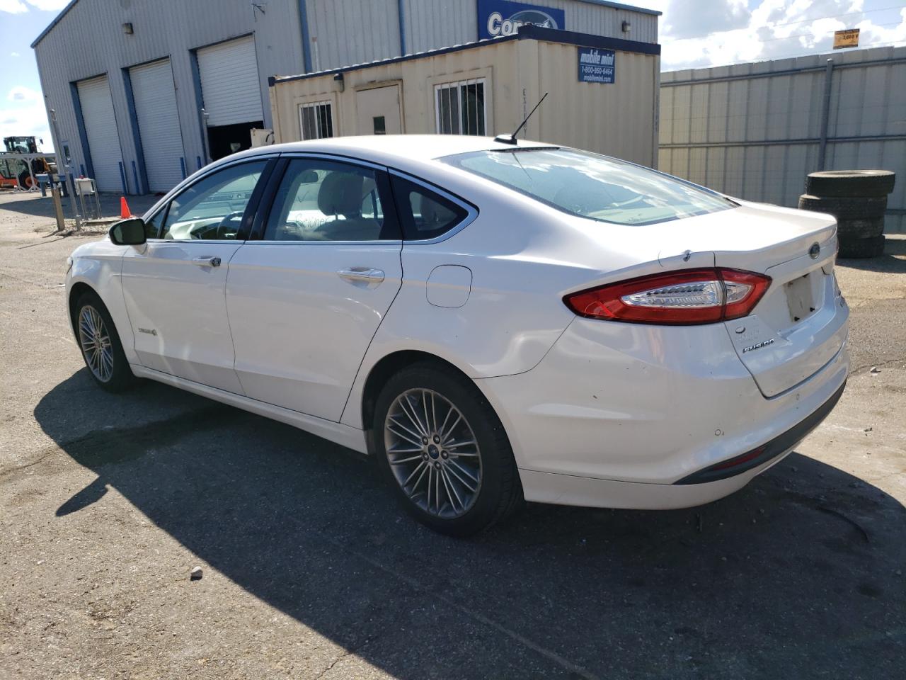 VIN 3FA6P0LU1DR265400 2013 FORD FUSION no.2