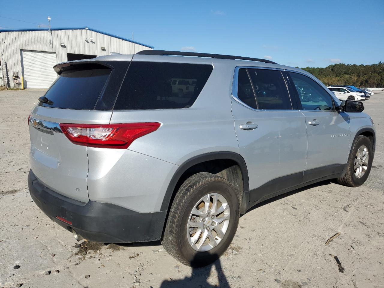 2019 Chevrolet Traverse - Image 3