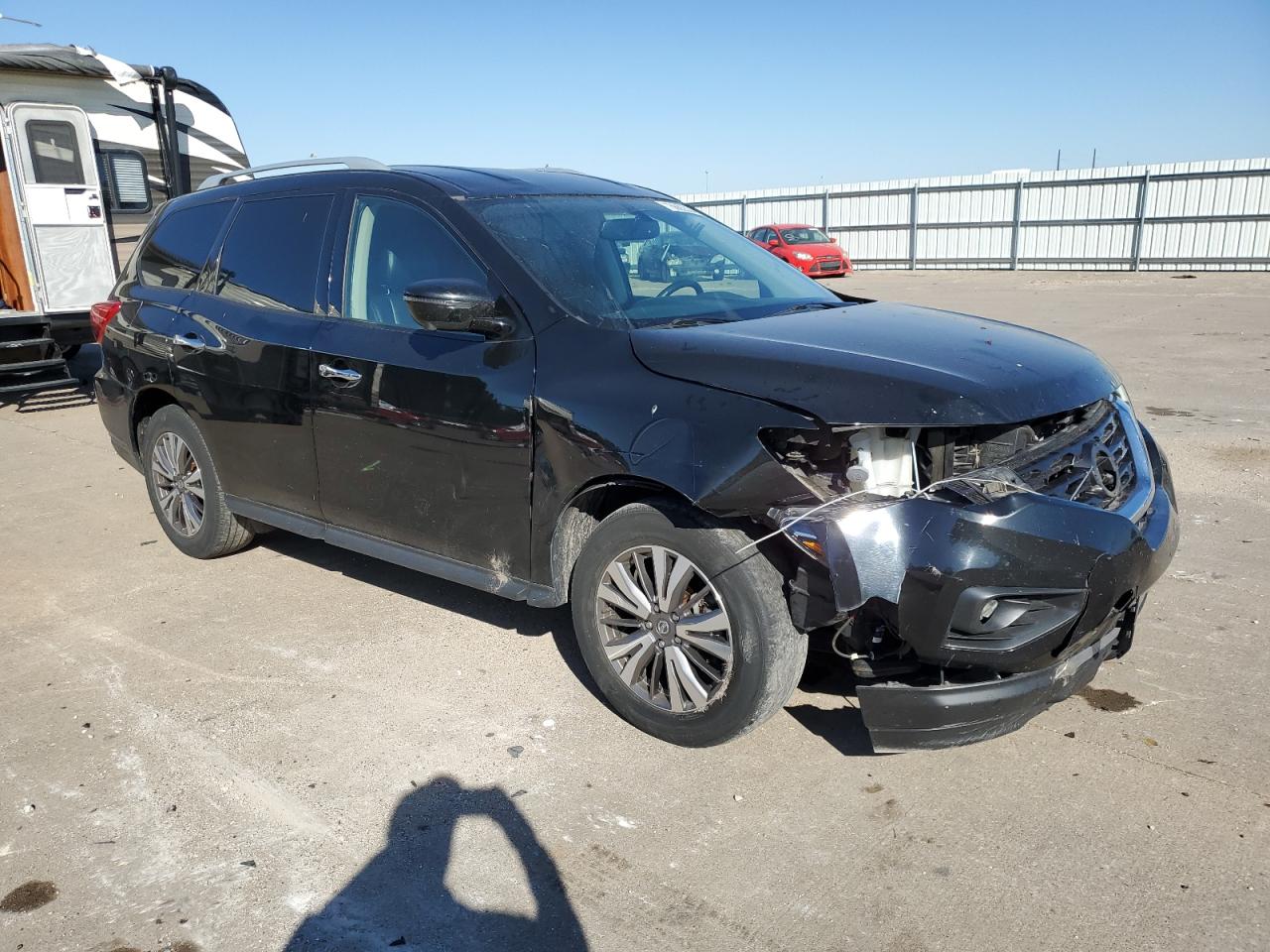 2019 Nissan Pathfinder - Image 4