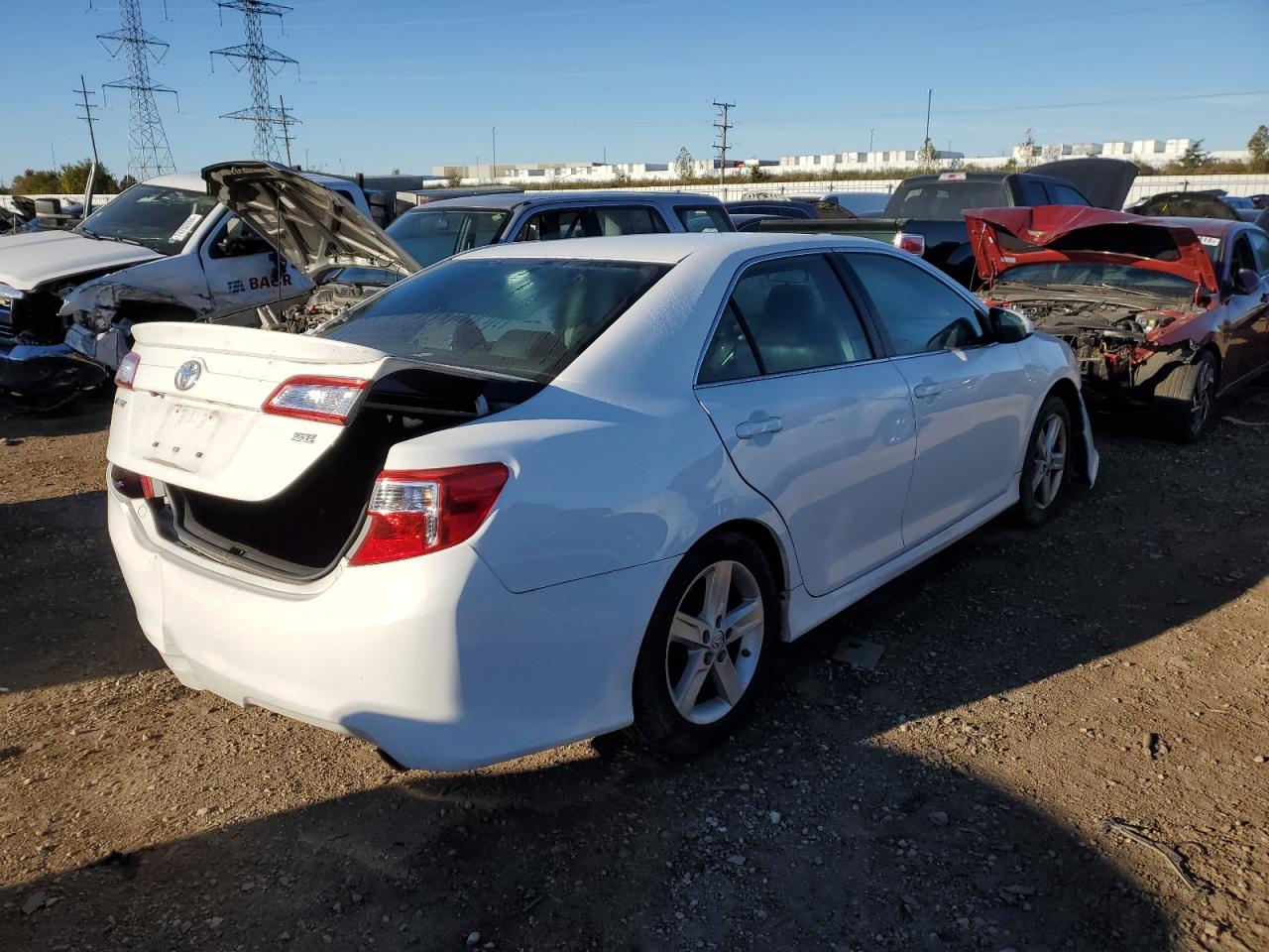 2014 Toyota Camry - Image 3
