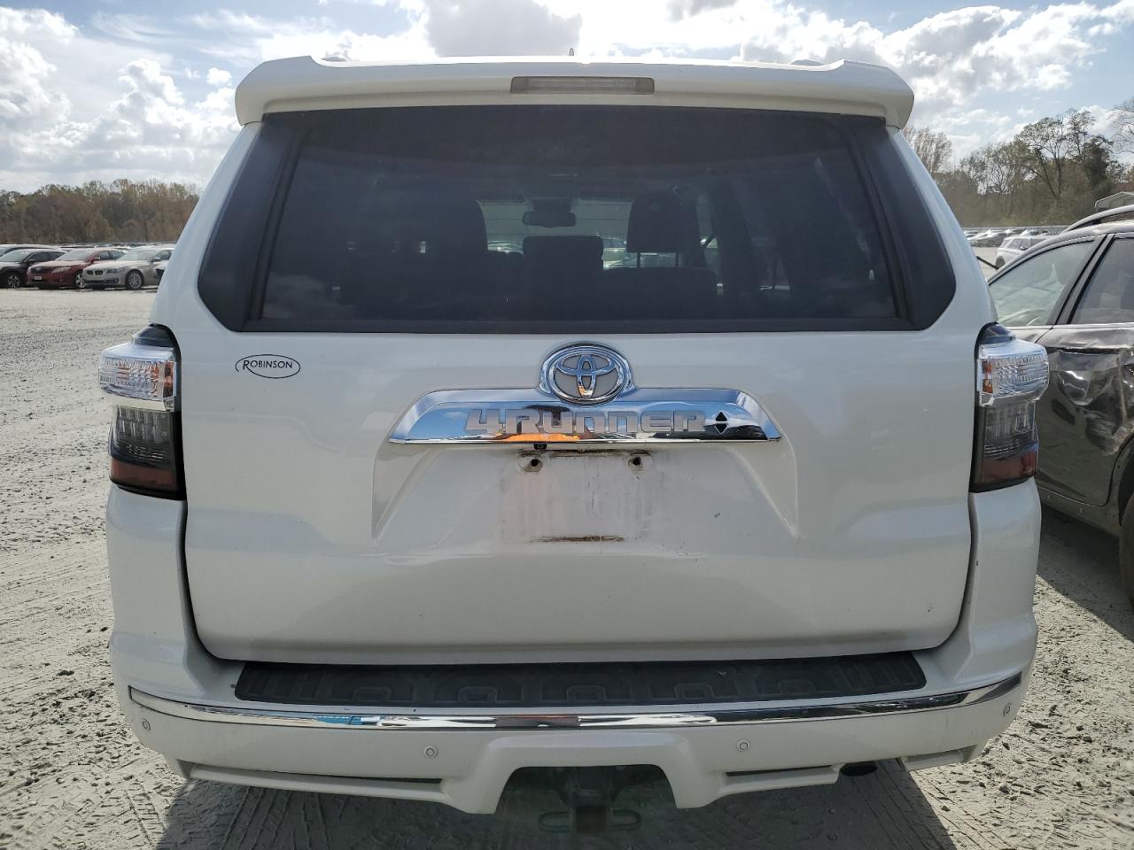 2014 Toyota 4Runner - Image 6