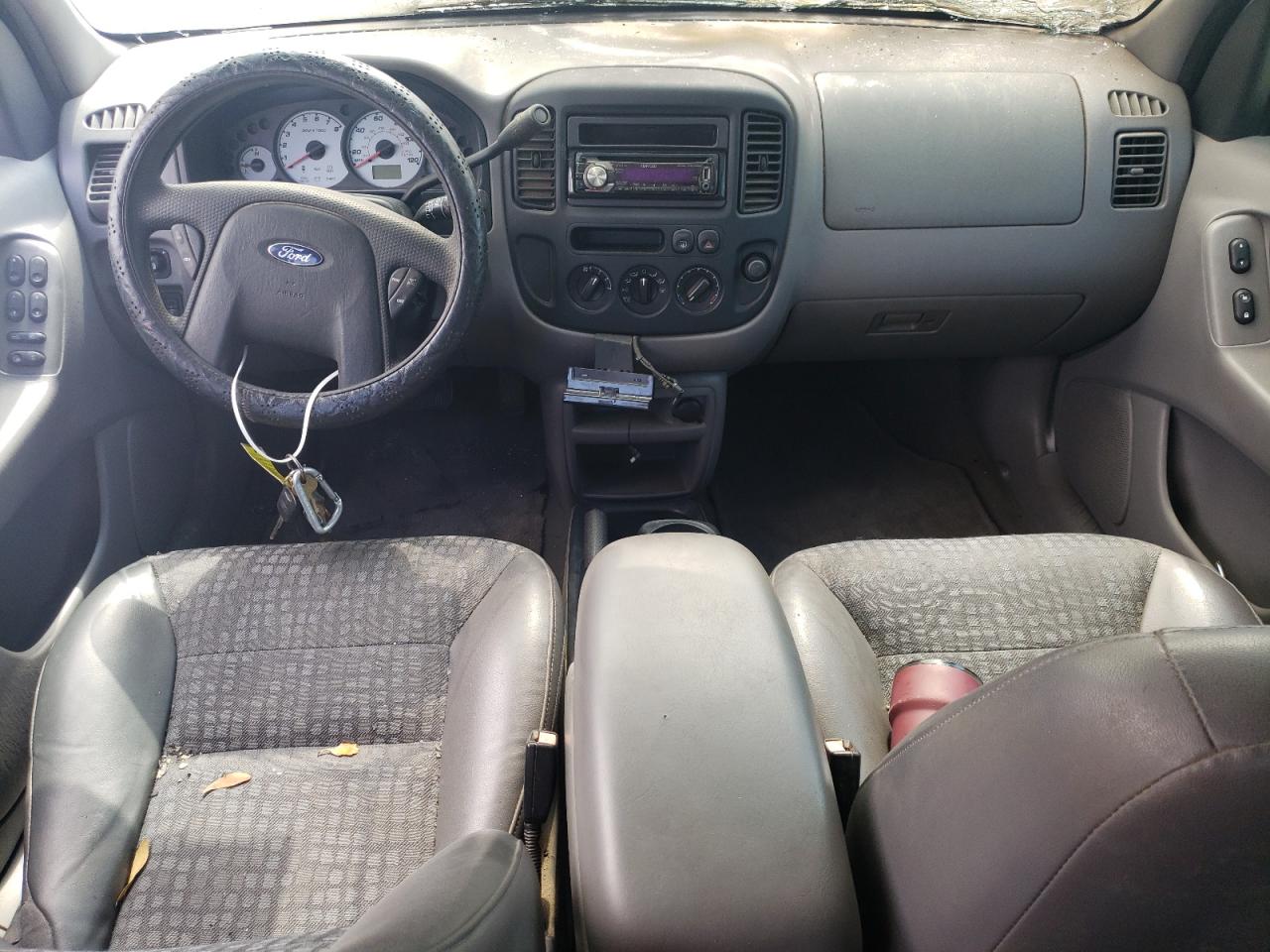 2002 Ford Escape - Image 8