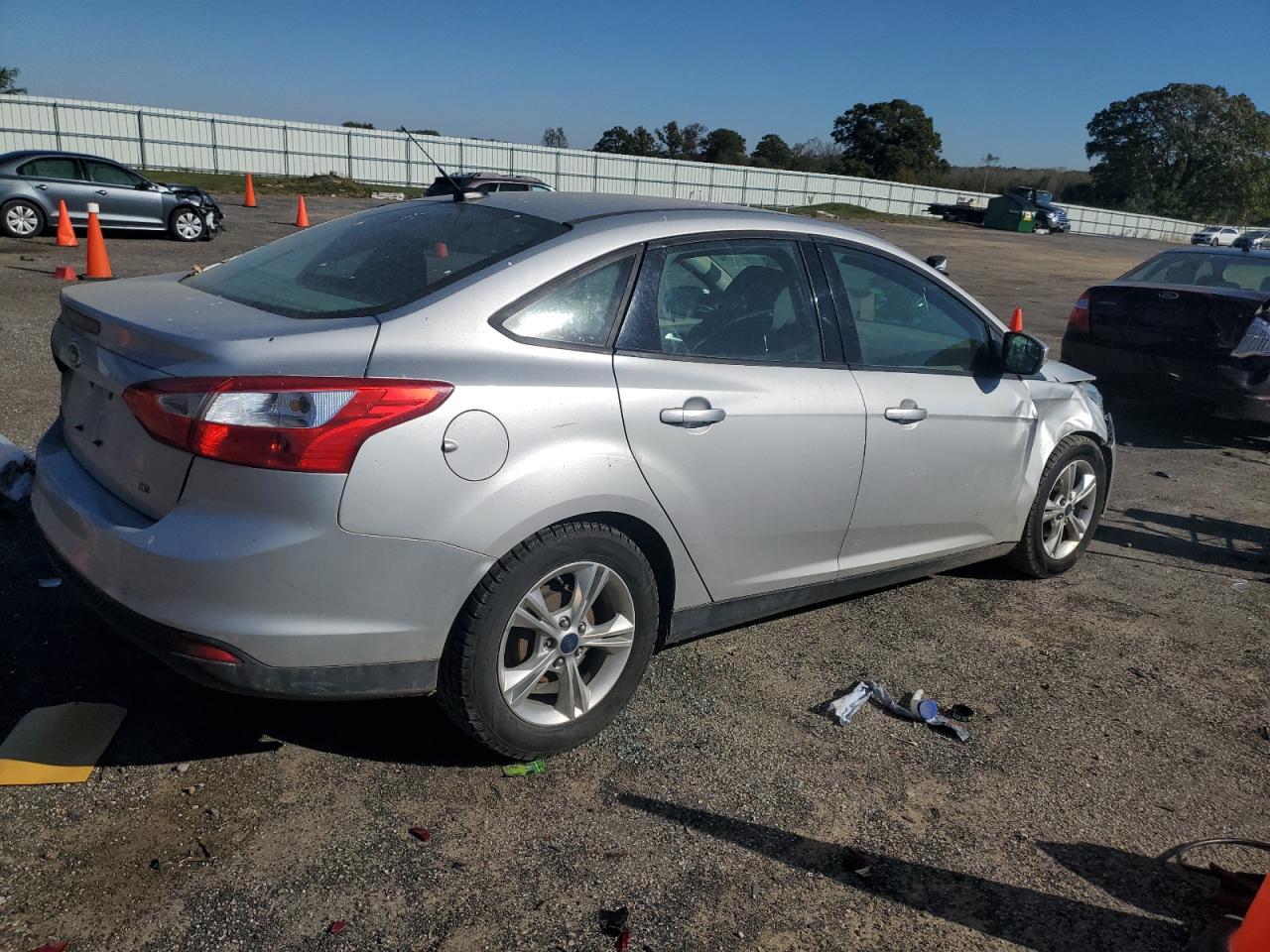 2014 Ford Focus Se VIN: 1FADP3F27EL309063 Lot: 76585794