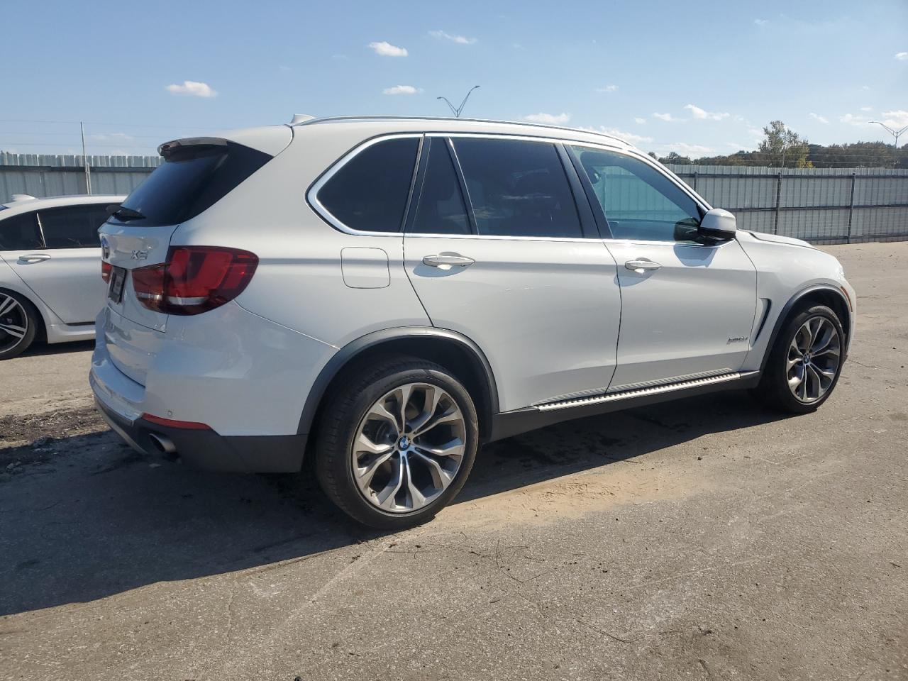 2017 BMW X5 Sdrive35I VIN: 5UXKR2C3XH0X05706 Lot: 77489044