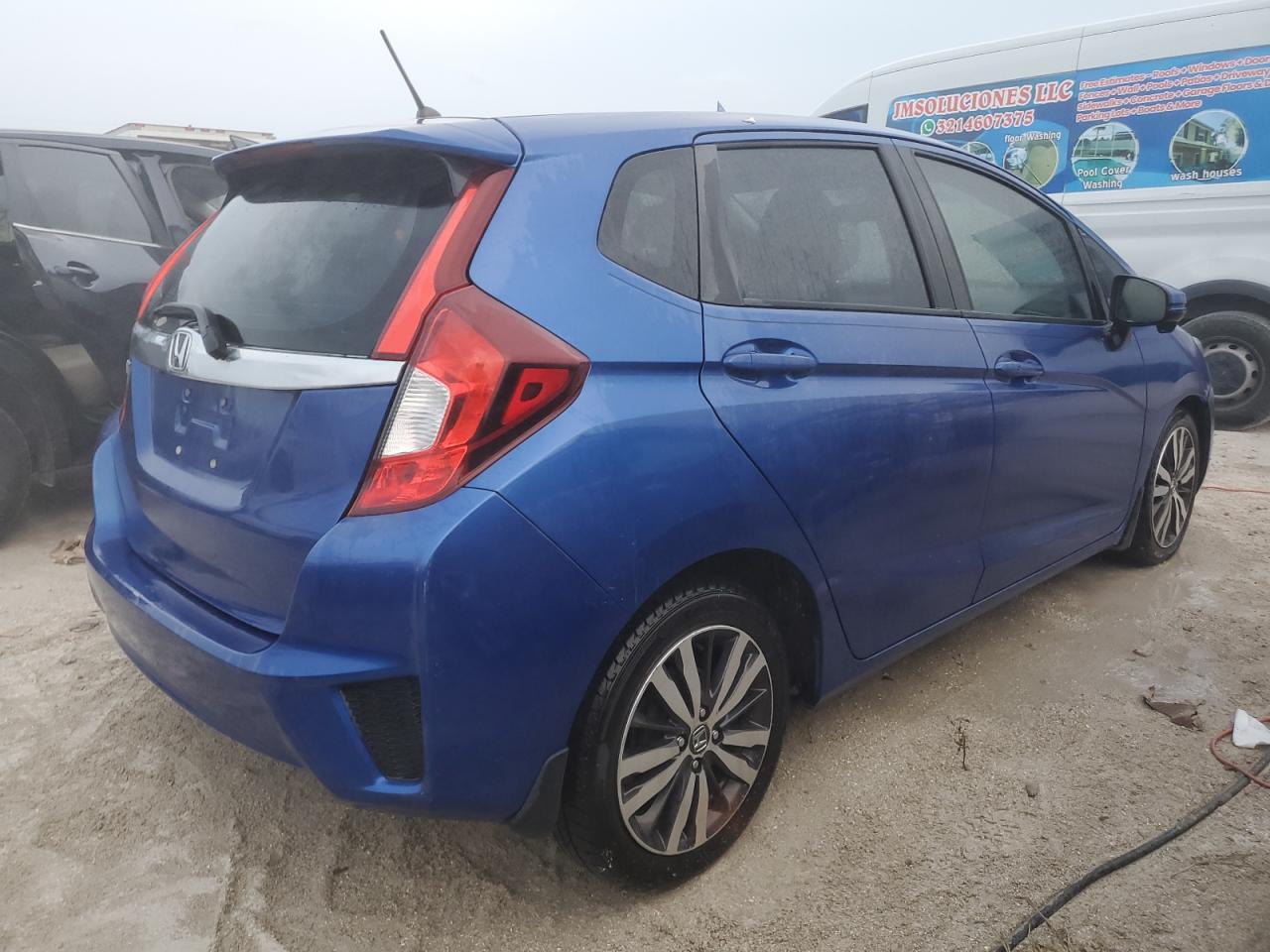 2016 Honda Fit - Image 3