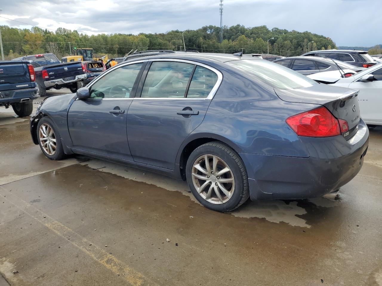 2008 Infiniti G - Image 2