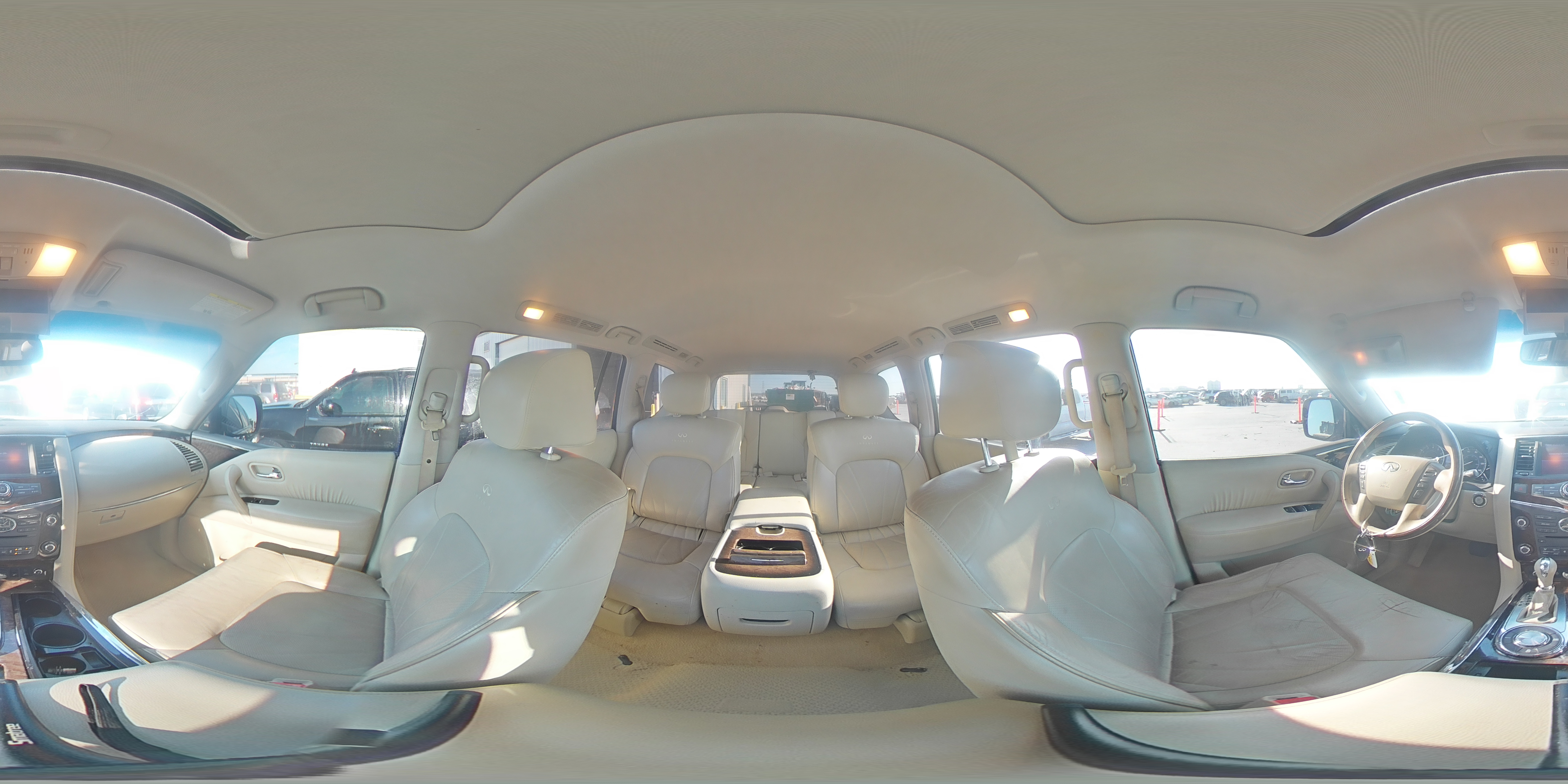 2014 Infiniti QX80 - Image 15