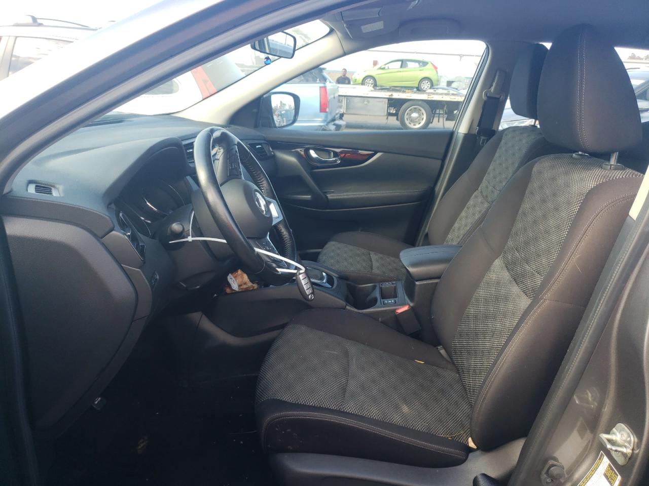2019 Nissan Rogue - Image 7