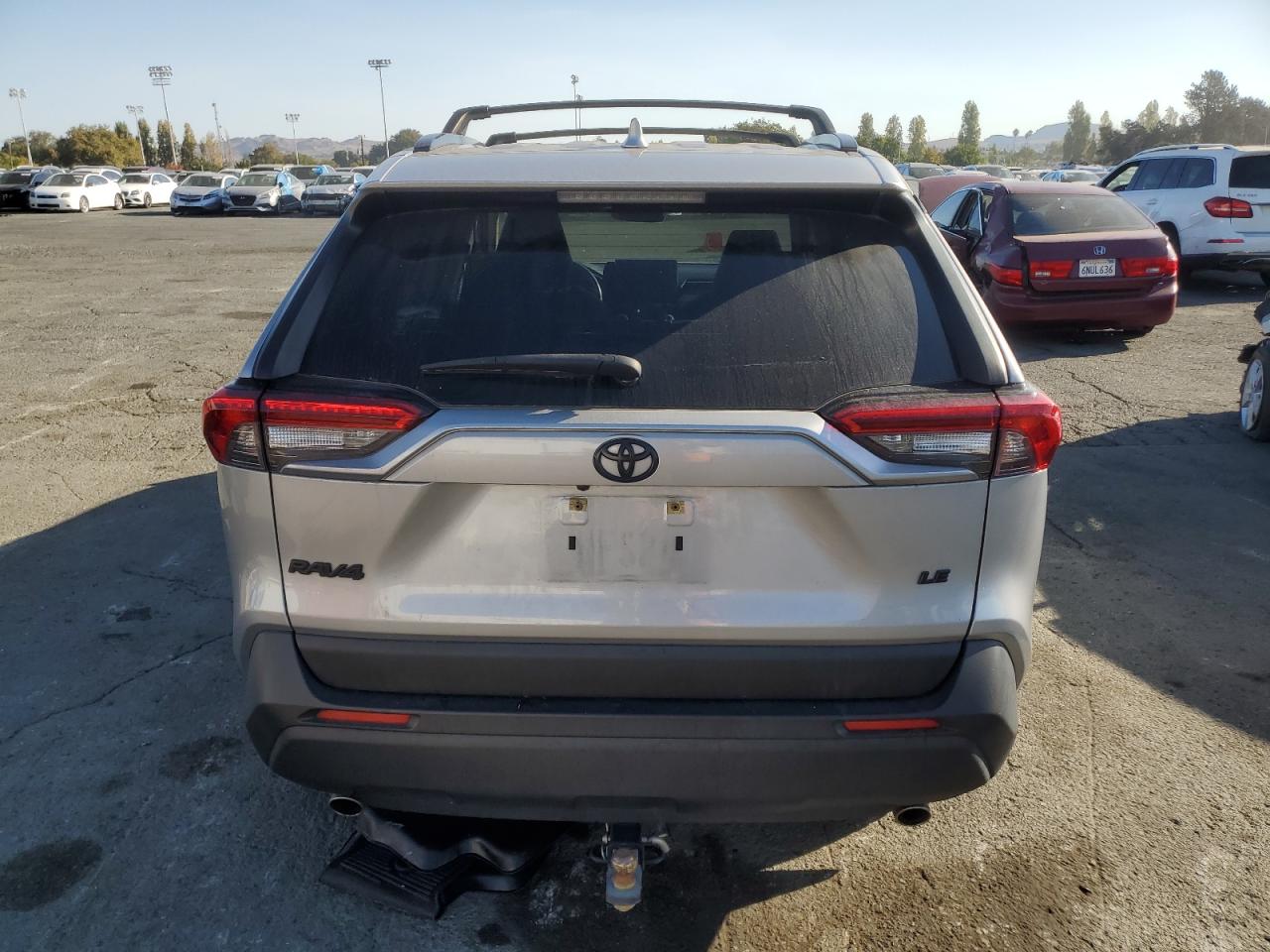 JTMK1RFV7KD008315 2019 Toyota Rav4 Le