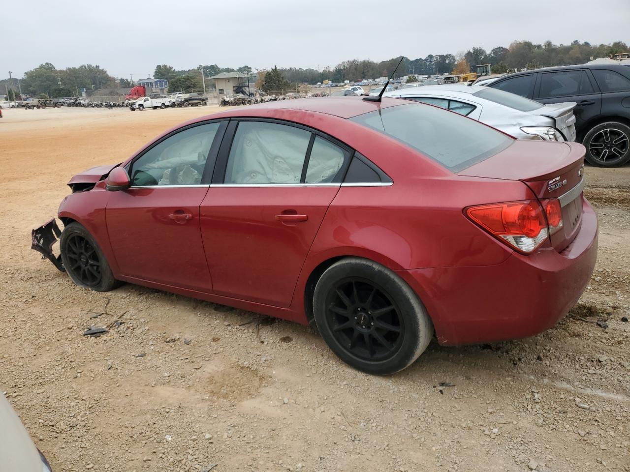 2011 Chevrolet Cruze - Image 2