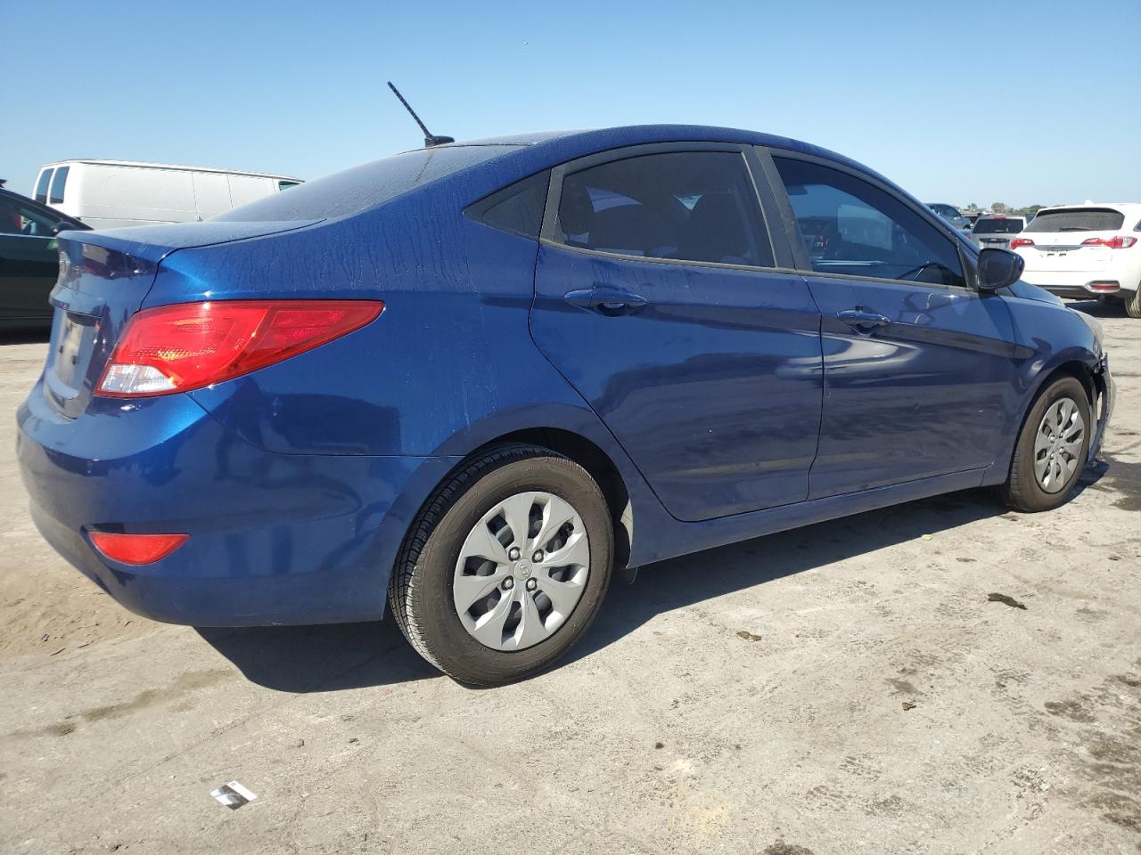 2016 Hyundai Accent - Image 3