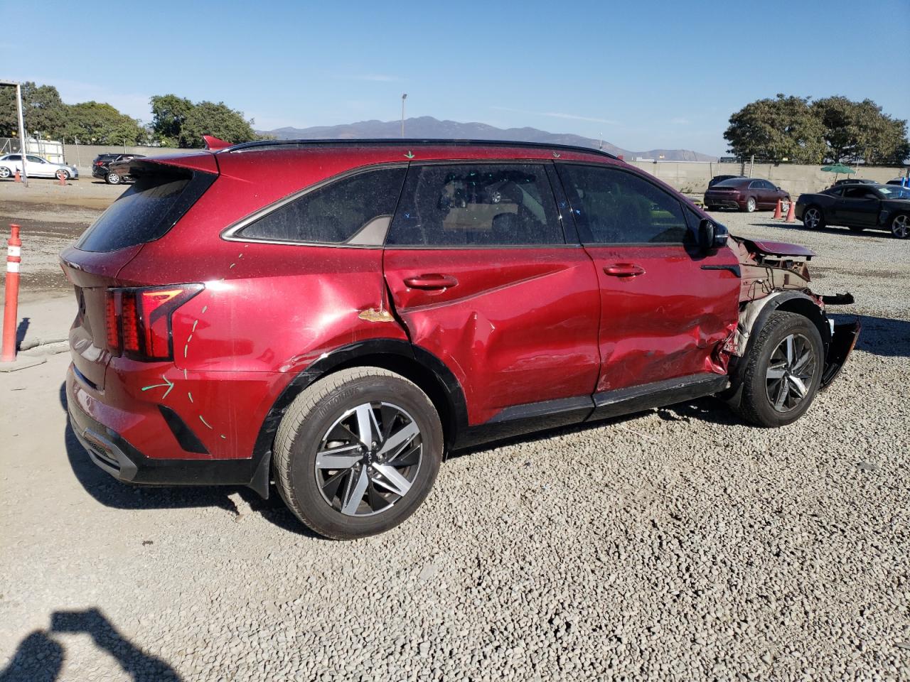 2023 Kia Sorento - Image 3