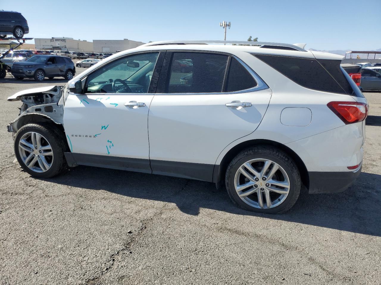 2019 Chevrolet Equinox - Image 2