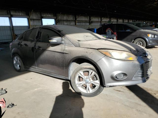 Sedans FORD FOCUS 2013 Gray