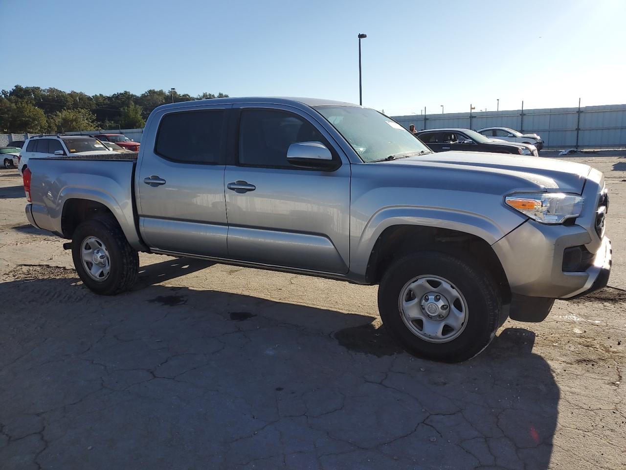 VIN 5TFAX5GNXHX102259 2017 TOYOTA TACOMA no.4