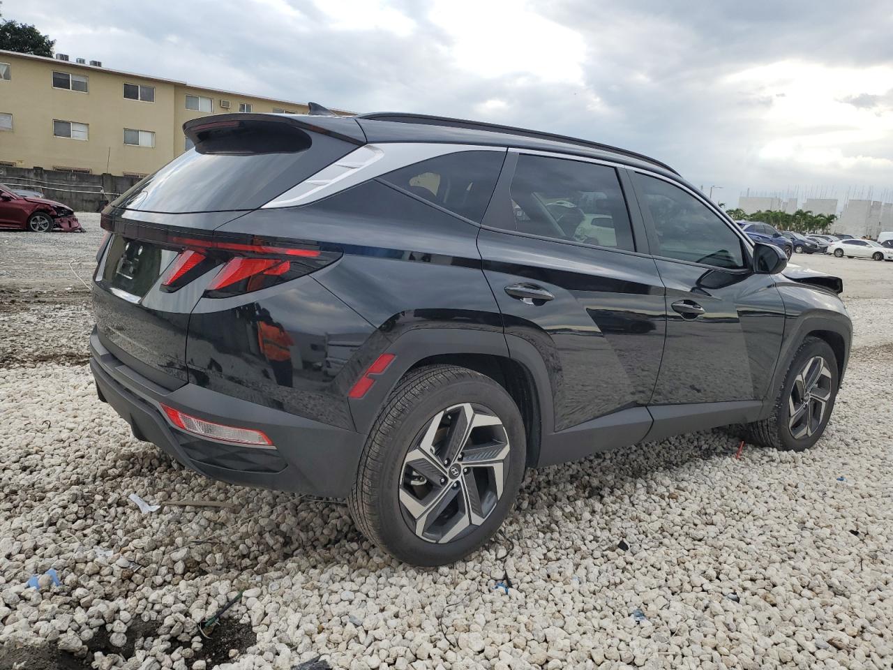 2024 Hyundai Tucson - Image 3