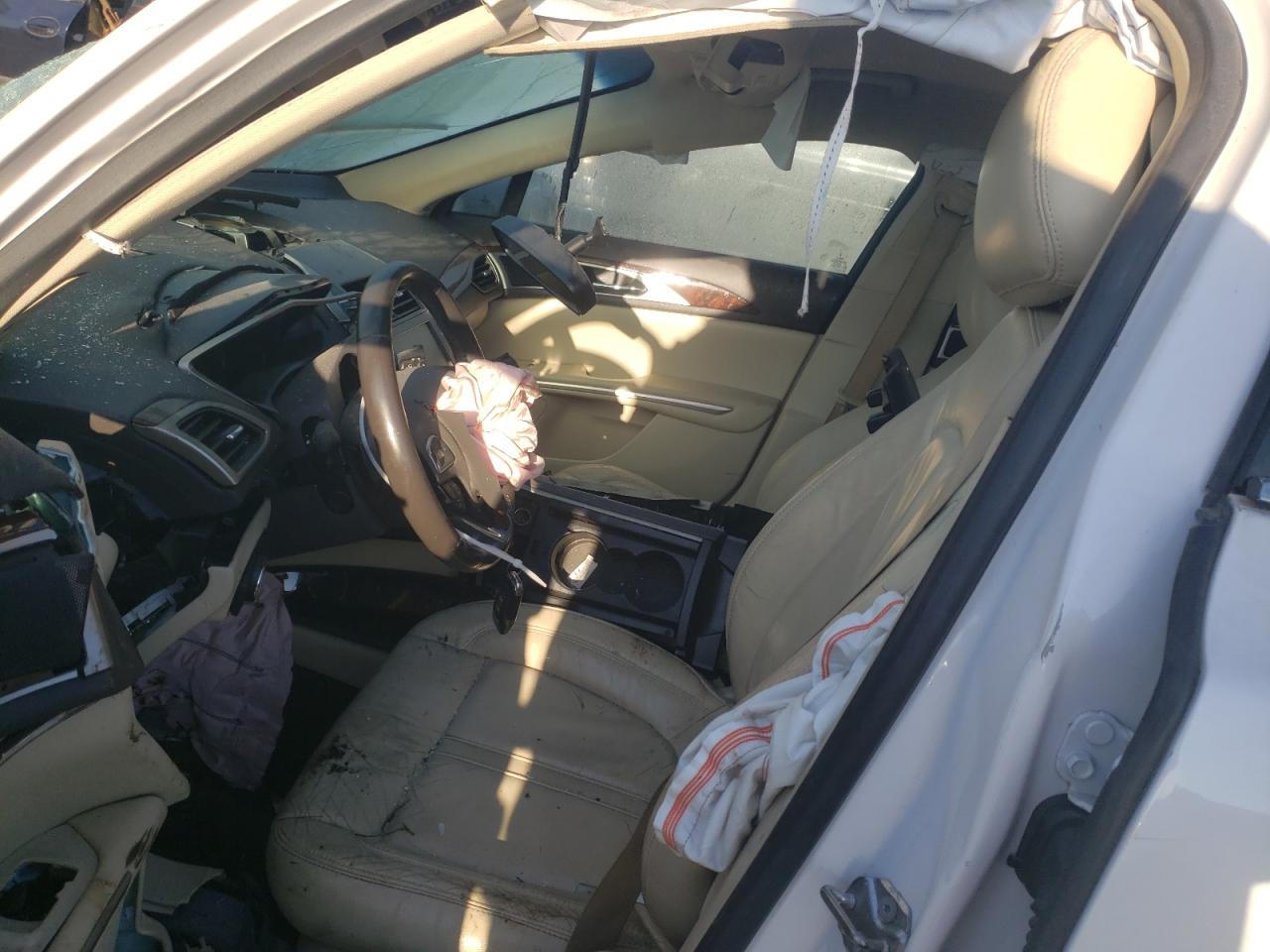 2015 Lincoln MKZ - Image 7