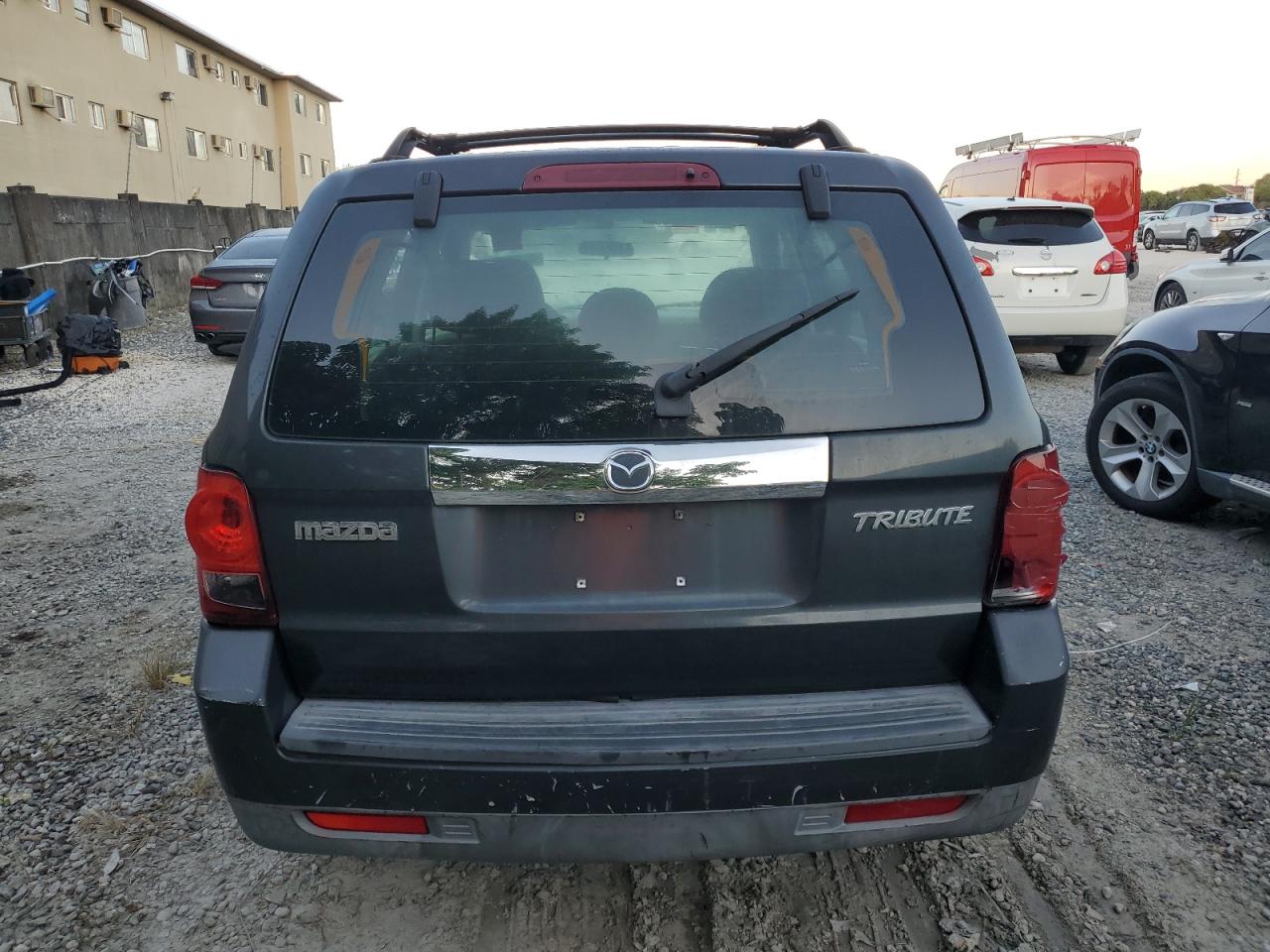 4F2CZ02ZX8KM10030 2008 Mazda Tribute I