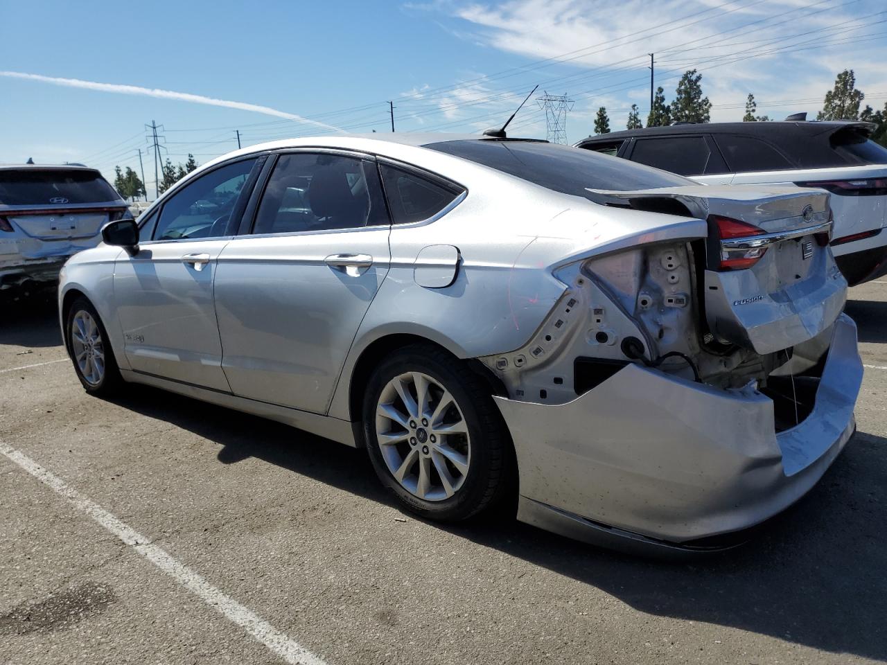 3FA6P0LU7HR105365 2017 FORD FUSION - Image 2