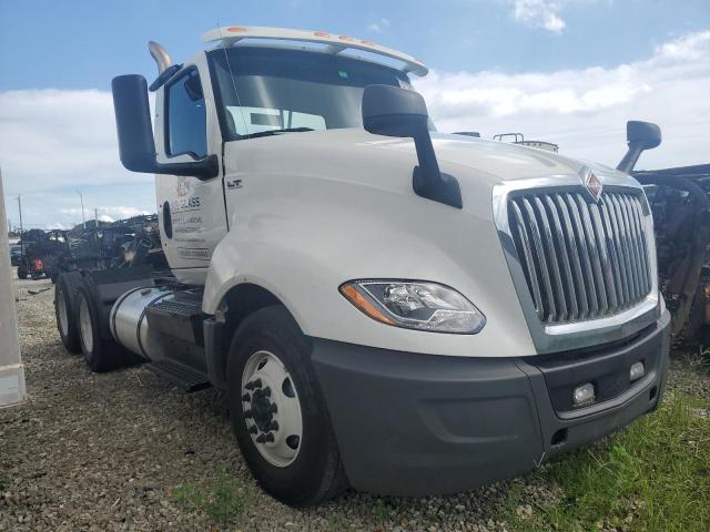 2019 International Lt625 