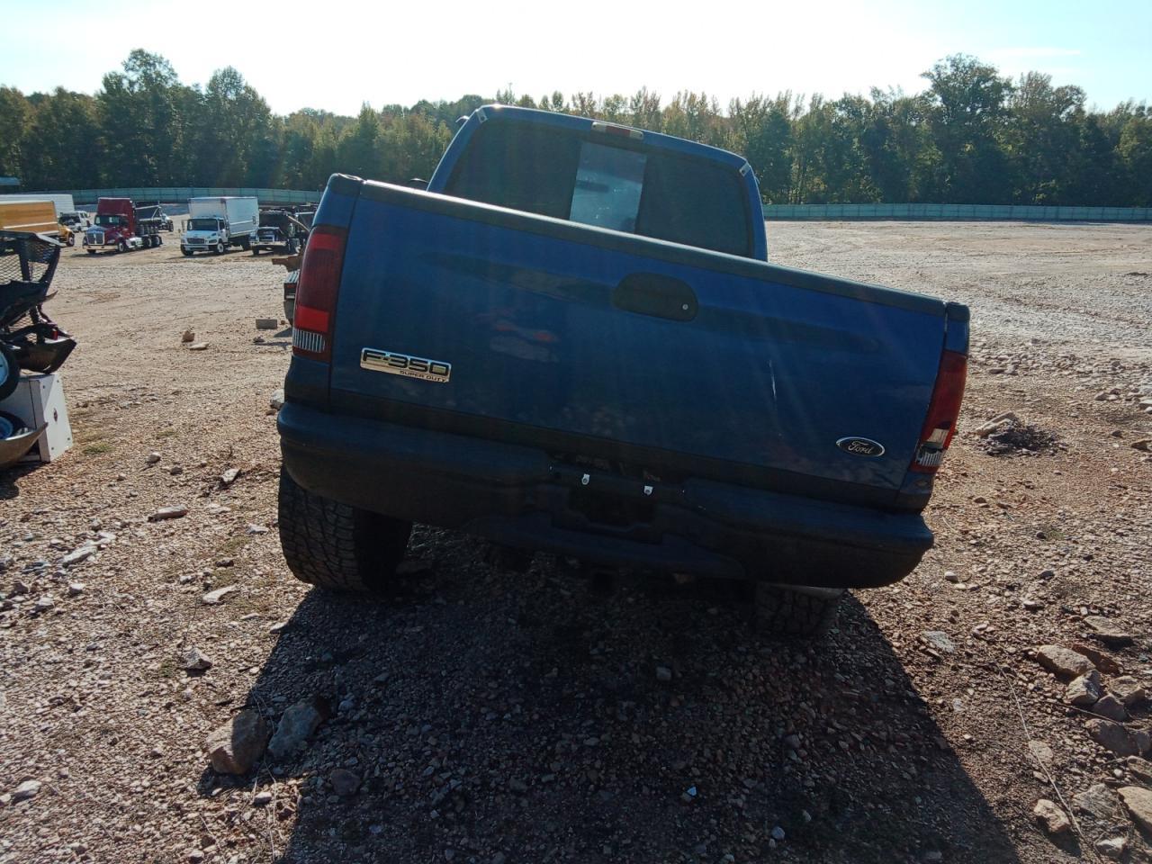 2001 Ford F350 - Image 6