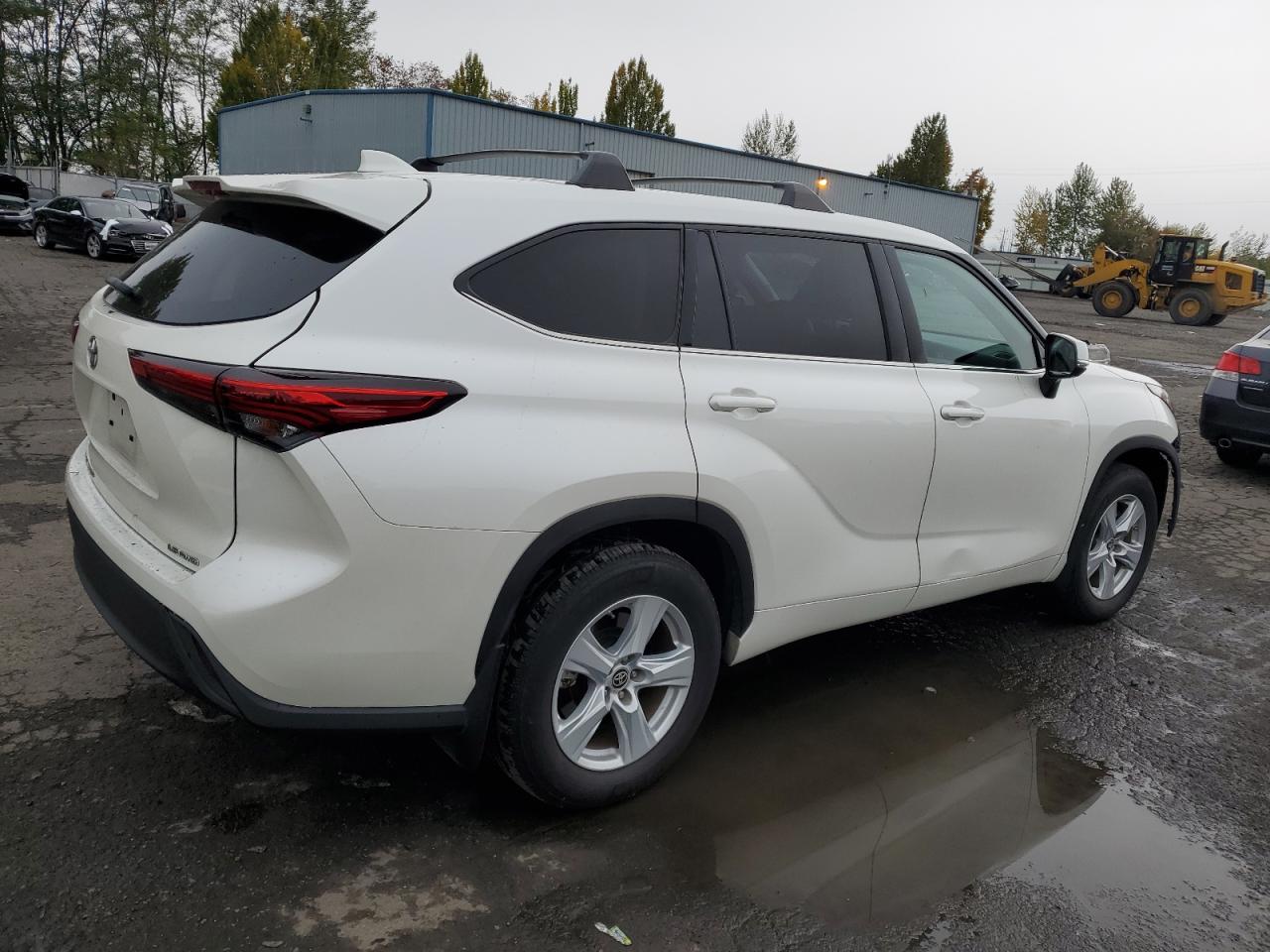 2020 Toyota Highlander - Image 3