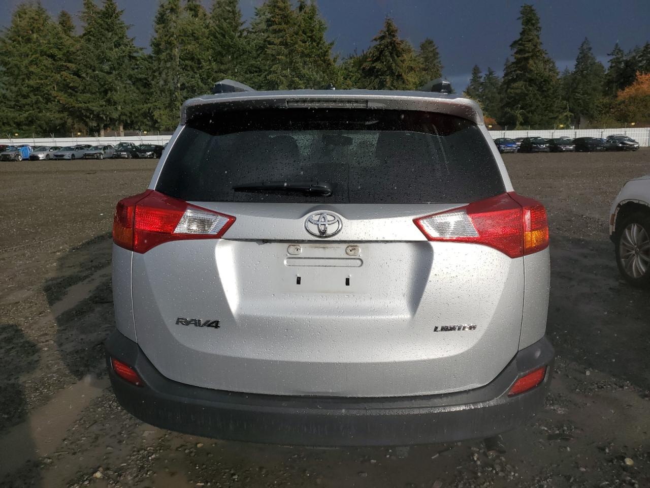 2013 Toyota RAV 4 - Image 6