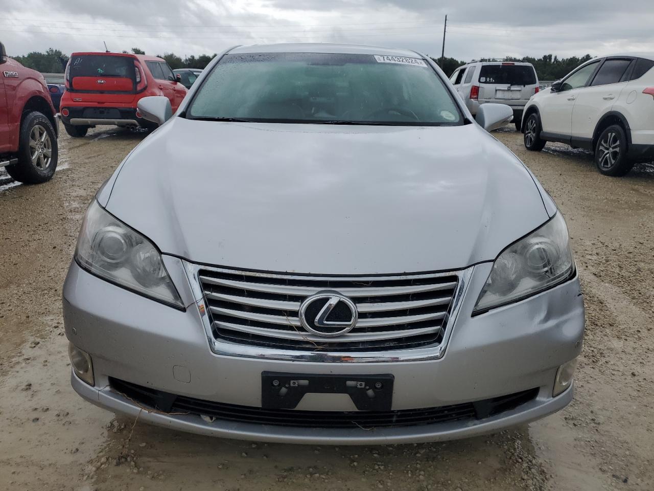 2010 Lexus ES - Image 5