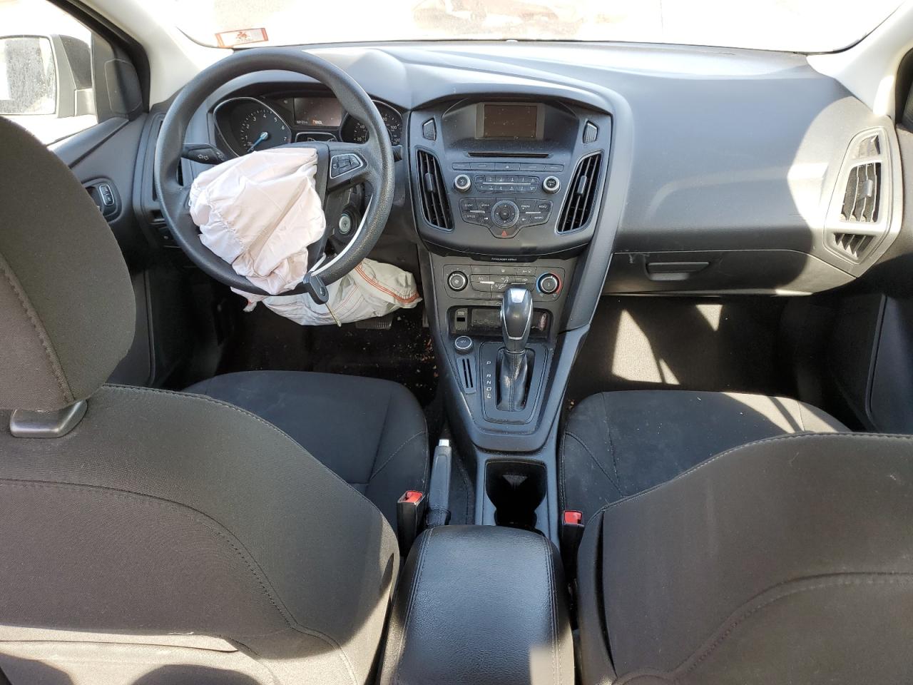 2016 Ford Focus - Image 8