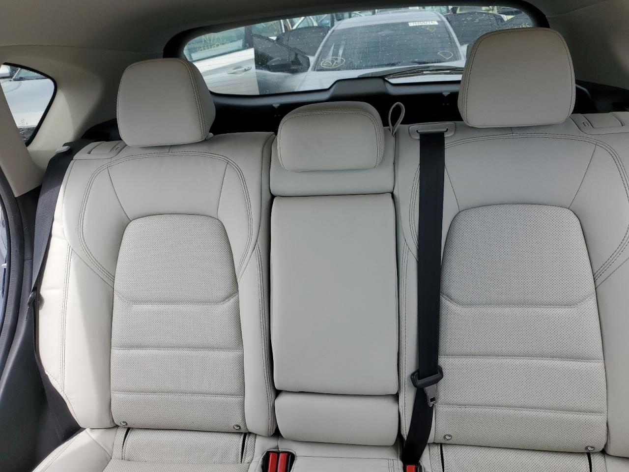 2022 Mazda CX-5 - Image 10