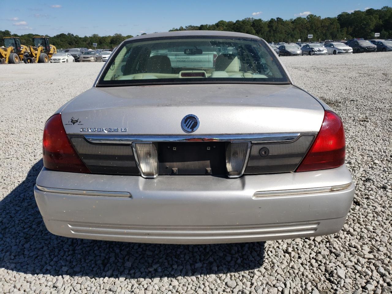 2010 Mercury Grand Marquis Ls VIN: 2MEBM7FV0AX632295 Lot: 76400254