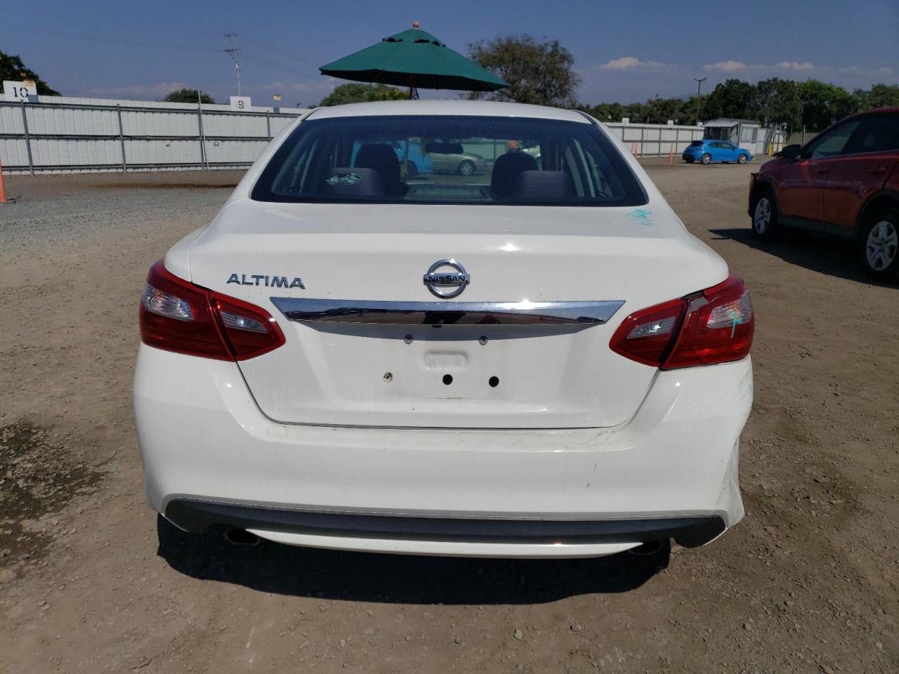 1N4AL3AP9JC298921 2018 Nissan Altima 2.5